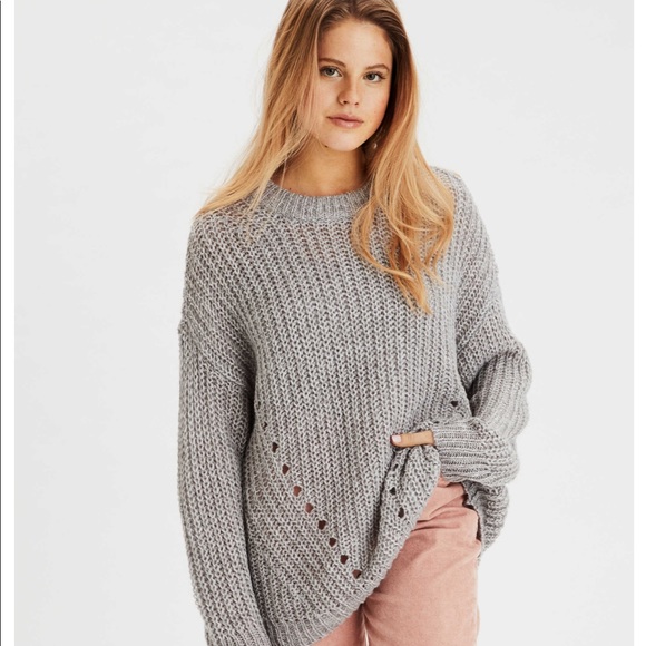 American Eagle Outfitters Sweaters - Women’s American Eagle Oversized sweater NWT MED